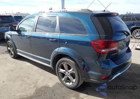 2015 Dodge Journey Crossroad z USA, uszkodzony, nr VIN 3C4PDCGG1FT574478